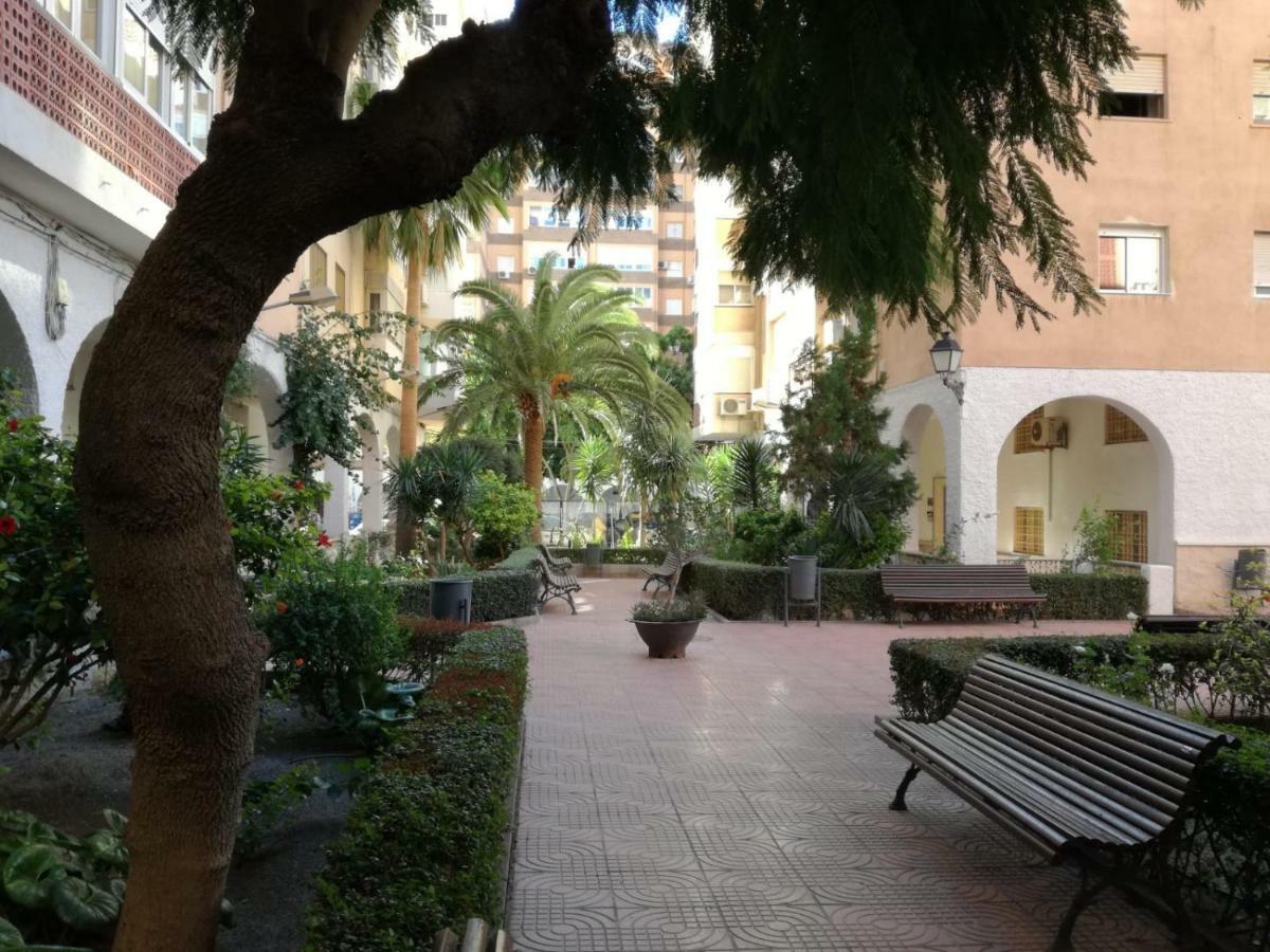Апартаменты La Casa De Blanca. Coqueto Piso Centrico Y Cerca De Todo Альмерия Экстерьер фото